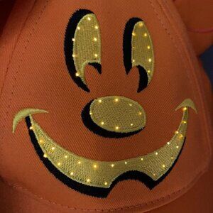 Disney Parks Halloween Mickey Mouse Pumpkin Light Up Snapback Hat Vtg 2019